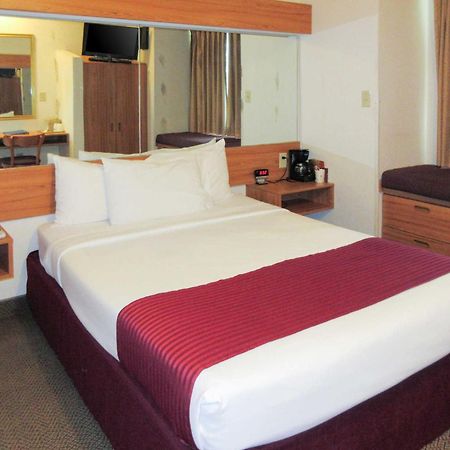 Quality Inn & Suites Robbinsville Ngoại thất bức ảnh