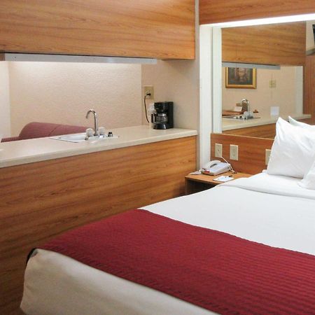 Quality Inn & Suites Robbinsville Ngoại thất bức ảnh