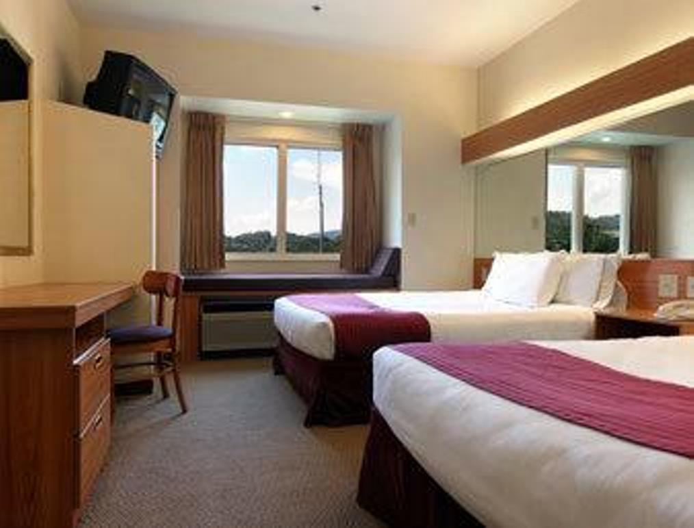 Quality Inn & Suites Robbinsville Ngoại thất bức ảnh