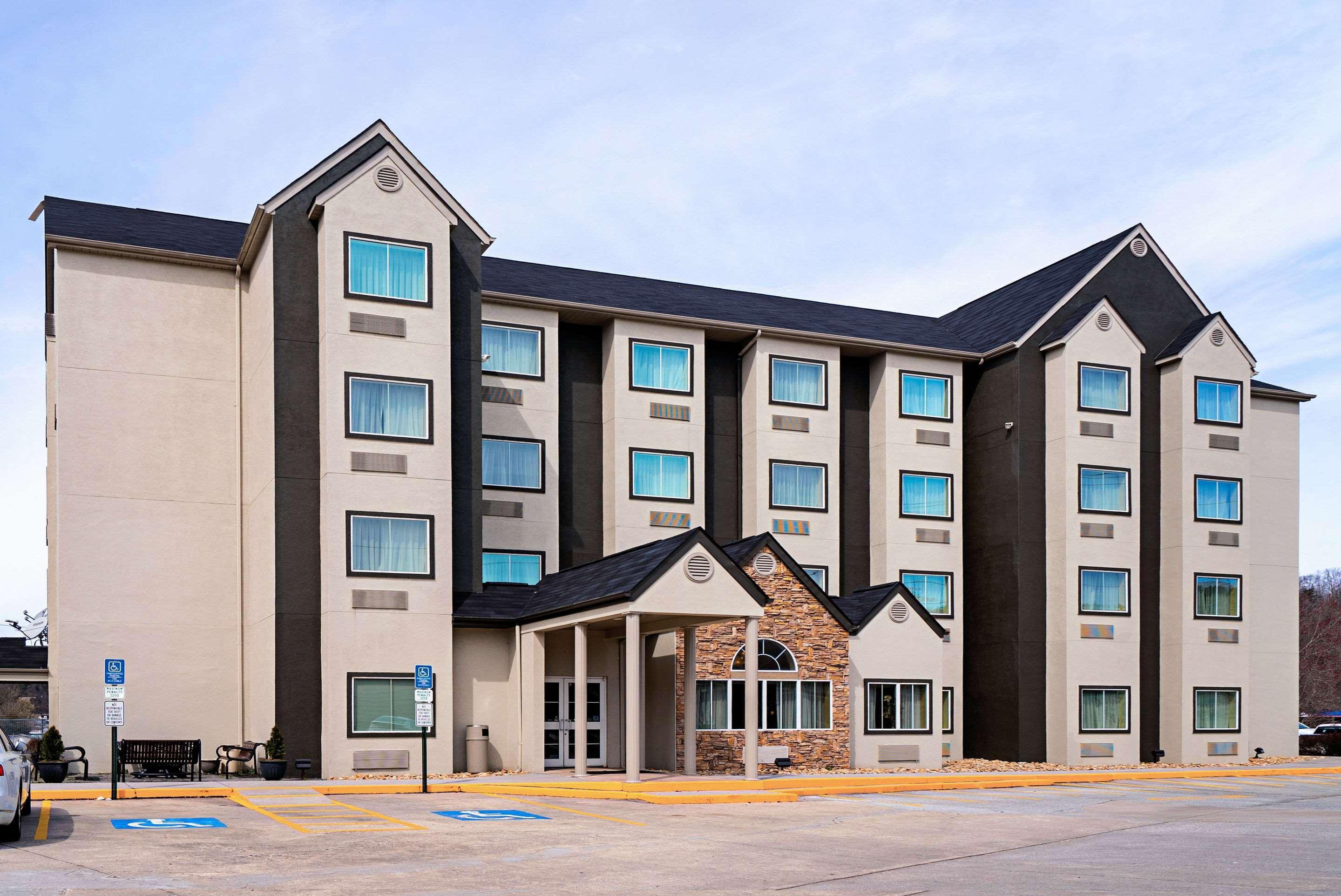 Quality Inn & Suites Robbinsville Ngoại thất bức ảnh